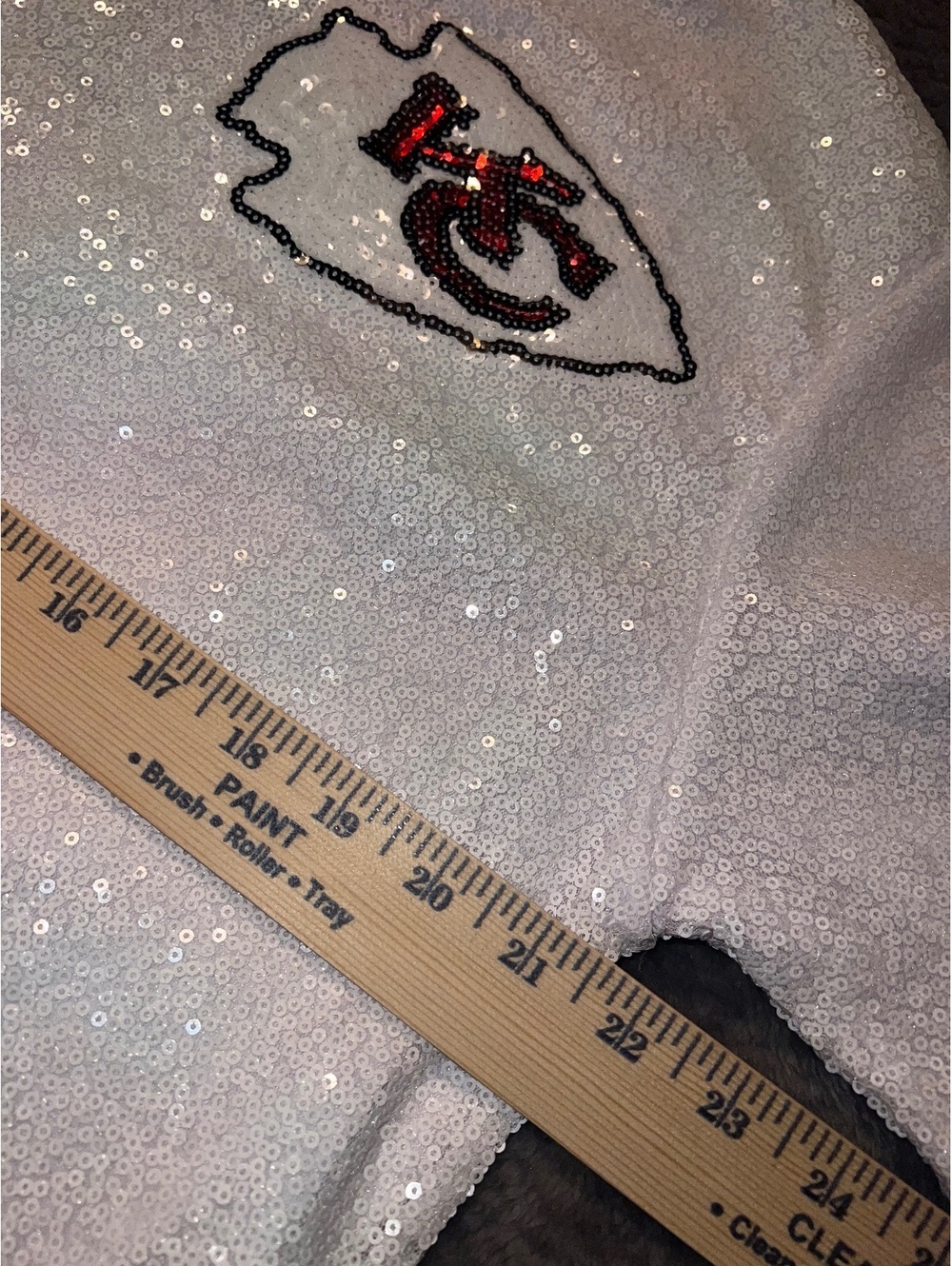 Outerstuff Women's Kansas City Chiefs Travis Kelce N&N Sequin Top, Large - Picture 5 of 6